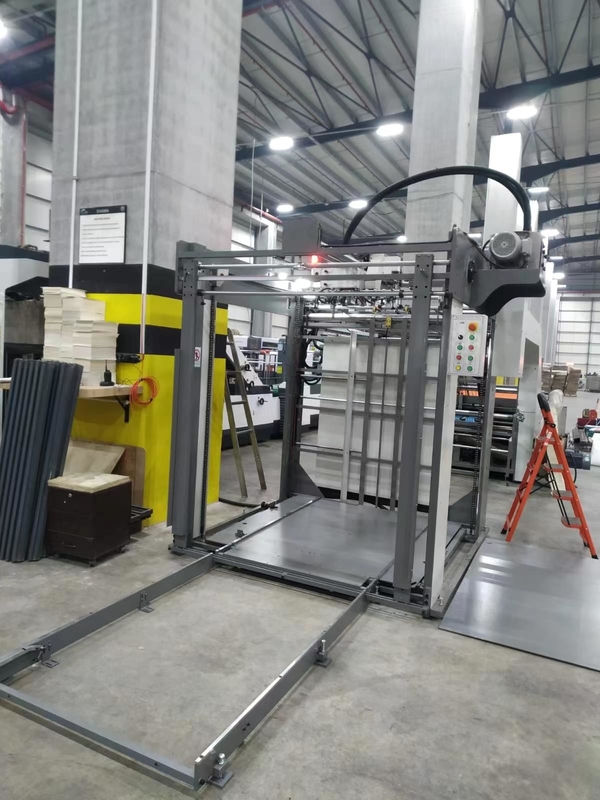 Geri Besleyici 3 Kat 5 Kat Flüt Laminasyon Makinesi 150m / Min PLC Kontrolü