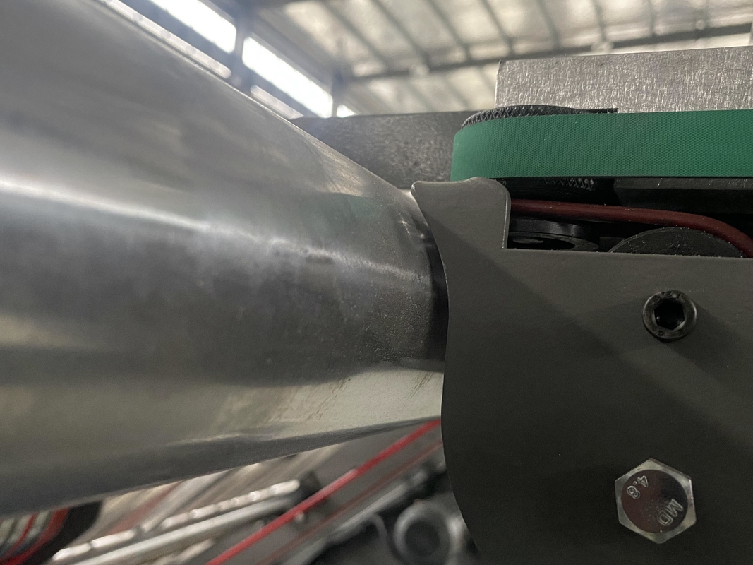 7 Katmanlı Oluklu Yüksek Hızlı Flüt Laminasyon Makinesi 150m / Min DX-1450