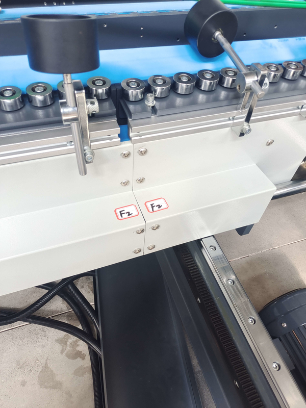 Çözünen Tutkal Oluklu Kutu Klasör Yapıştırıcı 420mm-1900mm Klasör Yapıştırma Makinesi
