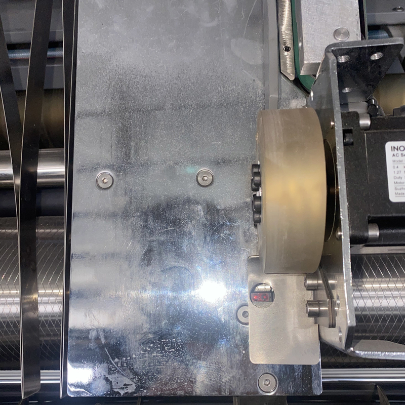 Tam Otomatik Yüksek Hızlı Laminasyon Oluklu Mukavva Kağıt Laminasyon