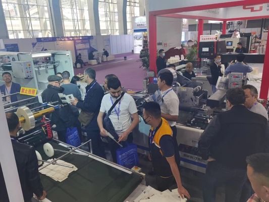 Elektrikli Tahrikli Karton Otomatik Yüksek Hızlı Flüt Laminasyon Satır İçi